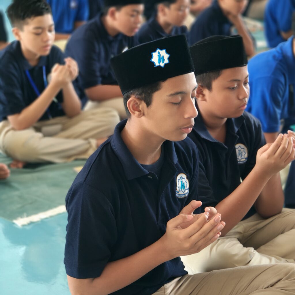 Pembiasaan Ibadah yaumiyah