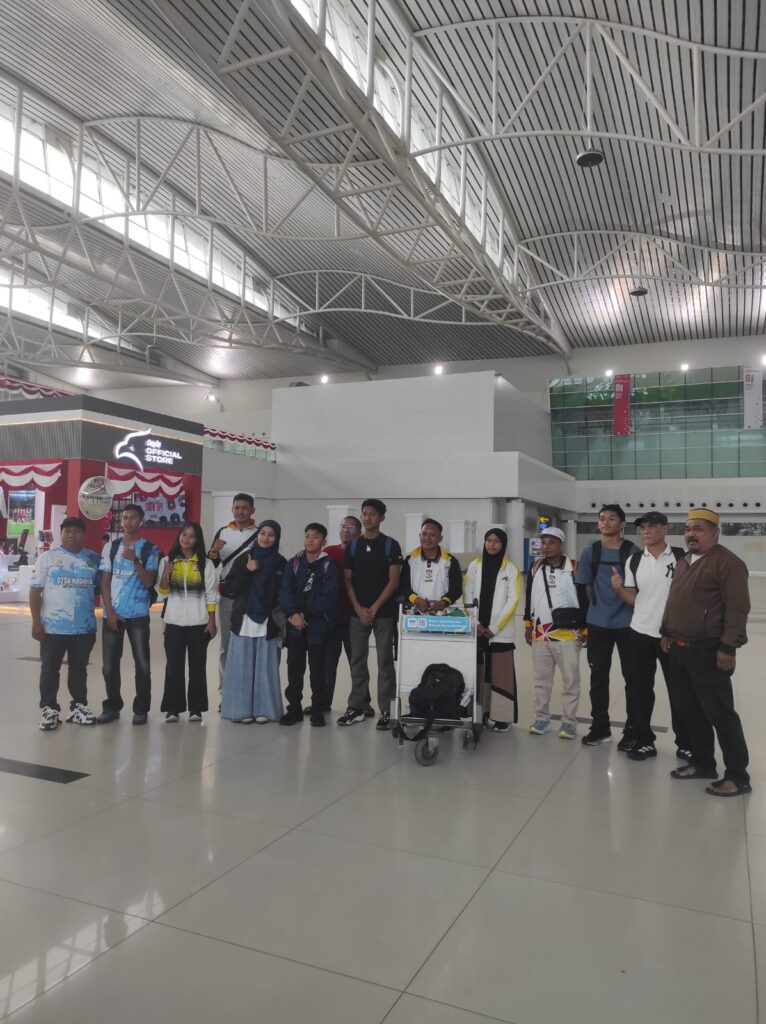Siswi SMP IHCS Mengharumkan nama KALTIM di O2SN Nasional Bandar Udara Internasional Sultan Aji Muhammad Sulaiman